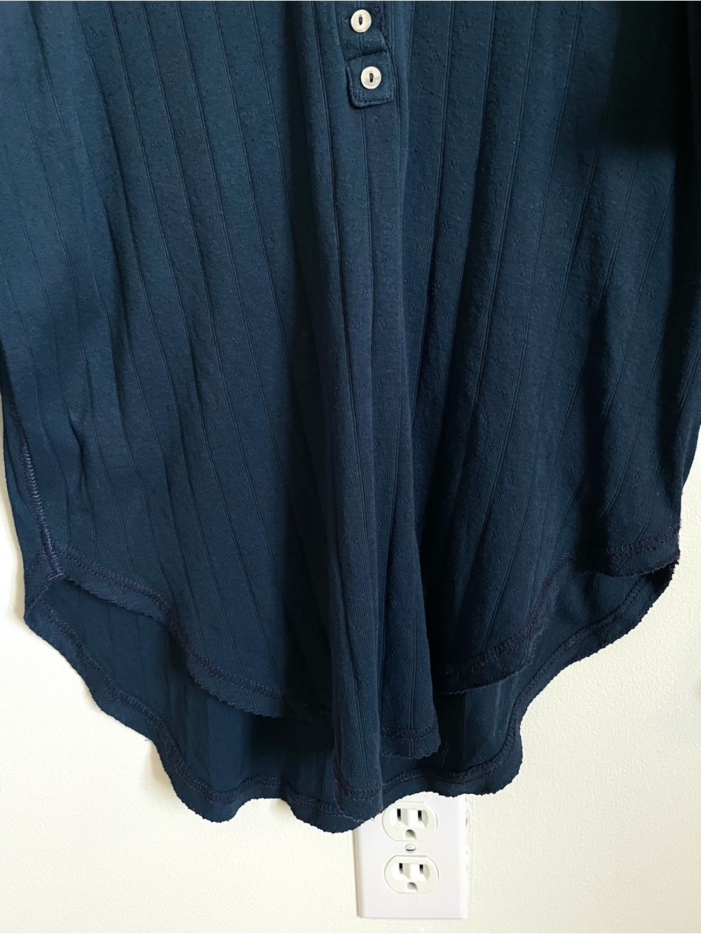 Free People Intimately Coffee Chat Pullover V-Neck Oversize in Blue XS NWT - Picture 14 of 15